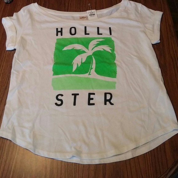 Hollister t-shirt