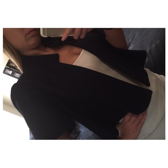 AKIRA Navy Cropped Wool Fall Light Jacket Cover Up - Picture 3 of 4