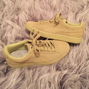Puma Suede Classic Sneakers