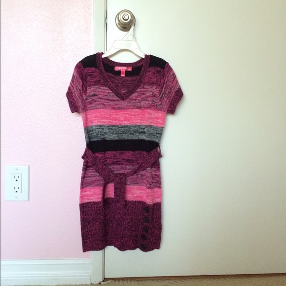 Sweater/short sleeves/girl