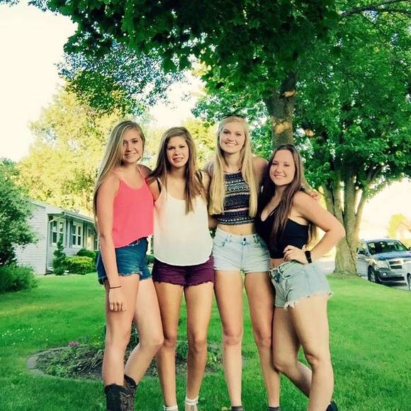 Meet your Posher, Jenna - Picture 1 of 1