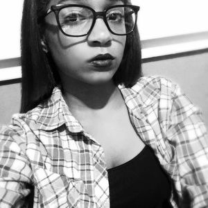 Meet your Posher, Lexi