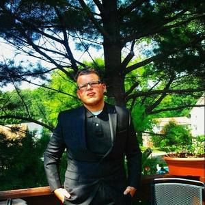 Meet your Posher, Zachary