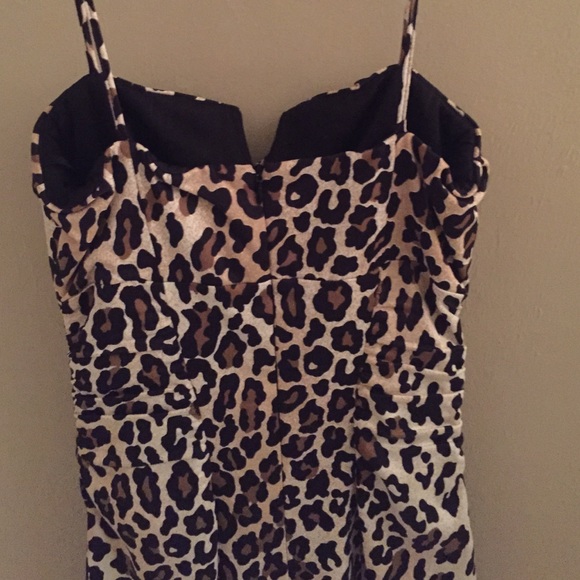 Cache Dress - Picture 4 of 4