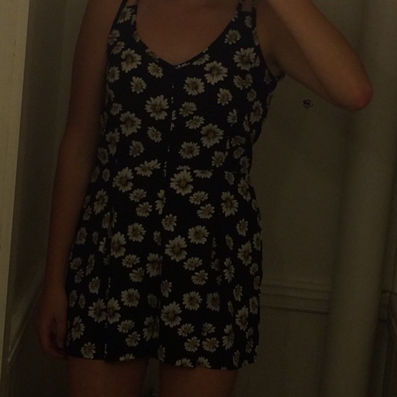 Daisy Side zip Romper