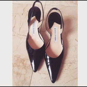 Manolo Blahnik -Carolyne Mid-Heel Halter-Black