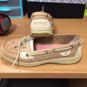 Sperry boat shoes size 8
