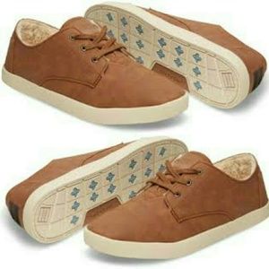 TOMS Brown Paseo Sneakers