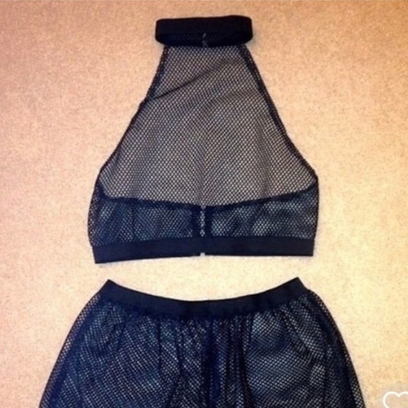 Other - 2 piece mesh crop top