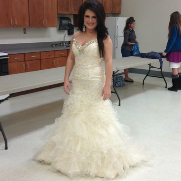 Mac Duggal dress