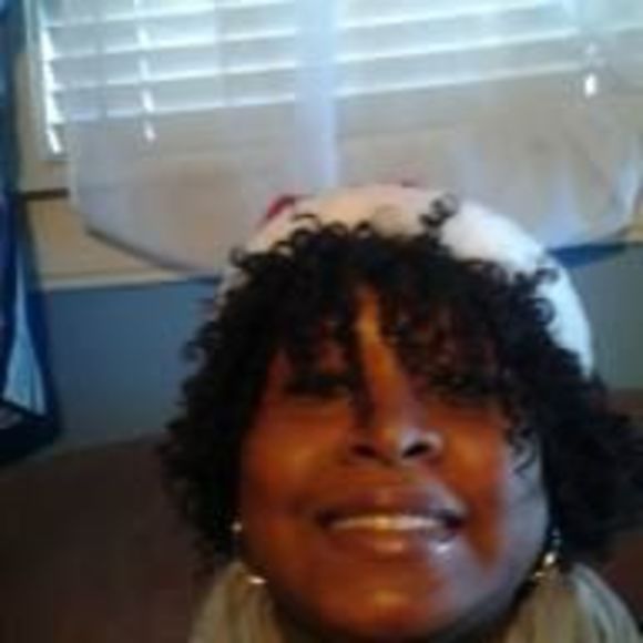 Meet your Posher, Kathleen - Picture 1 of 2