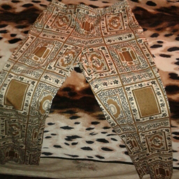 Black & gold slacks