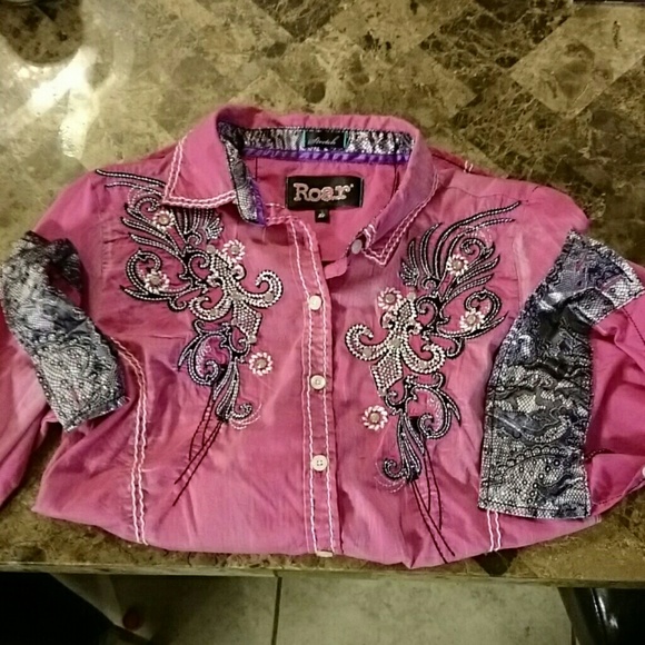 Roar western button up