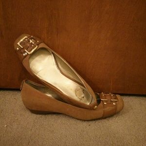 dressy camel colored flats