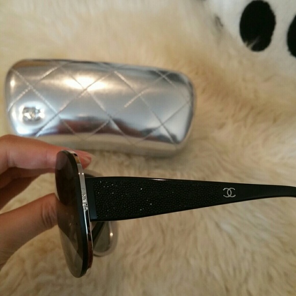 Chanel Swarovski Crystal aviator shield sunglasses main image 4