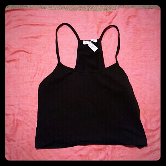 Black crop top - Picture 1 of 2