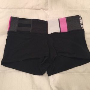lululemon athletica boogie shorts size 8