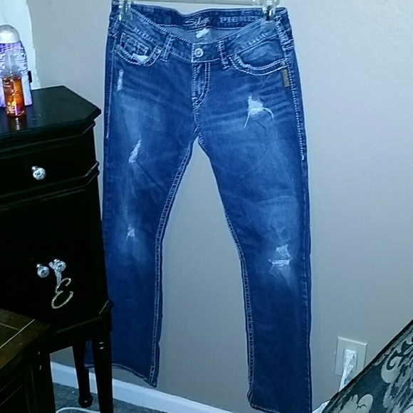 Silver Distressed denim jeans - Picture 2 of 4