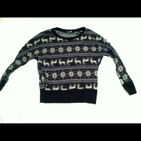 Forever 21 Christmas sweater, size. Small - Picture 1 of 4