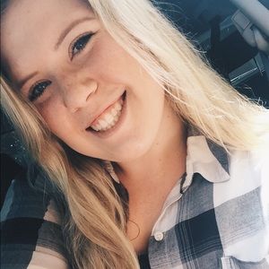 Meet your Posher, Catie