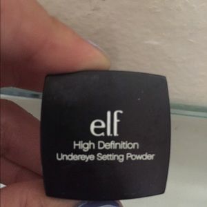Elf under eye setting powder