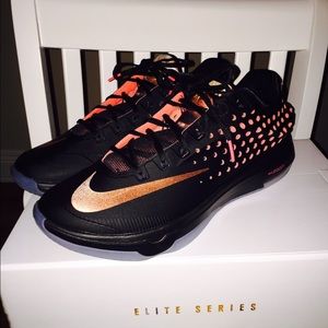KD 7 size 10.5 never worn