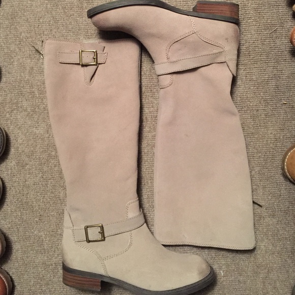 Dolce vita taupe suede boots