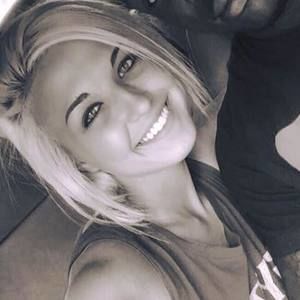 Meet your Posher, Carissa