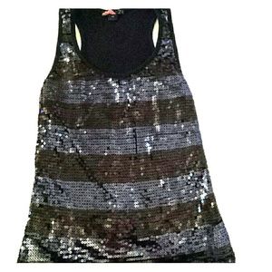 Forever 21 tank