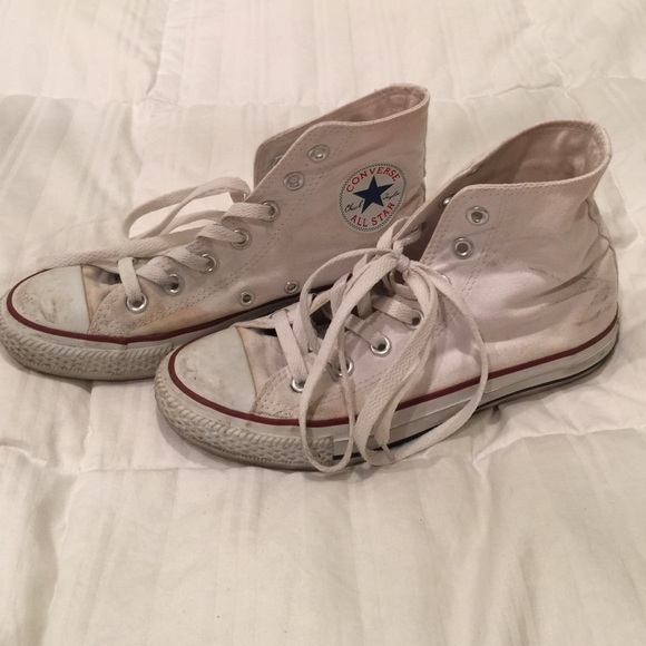 White hi-top Converse size 8