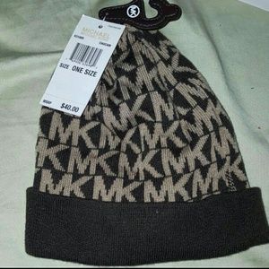 Michael Kors chocolate winter cap
