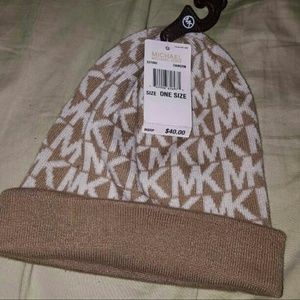 Sandy Michael Kors winter cap