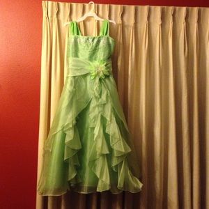 Girls sz 12 mint green tea length pageant dress