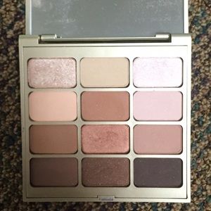 Stila eye shadow pallet