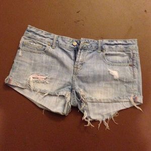 Victoria's Secret sz 6 denim shorts light blue