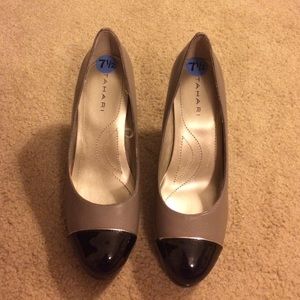 Tahari cap toe heels