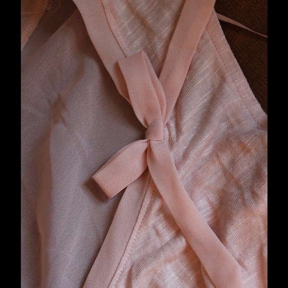 Light Pink Top - Picture 4 of 4