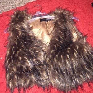 Fur vest