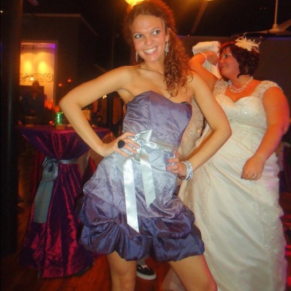 Strapless dress. Size 3.