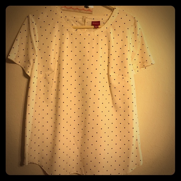 White/ivory dress shirt