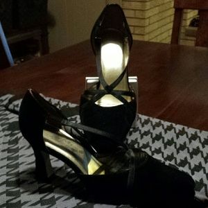 Black Velvety Formal-wear Heels