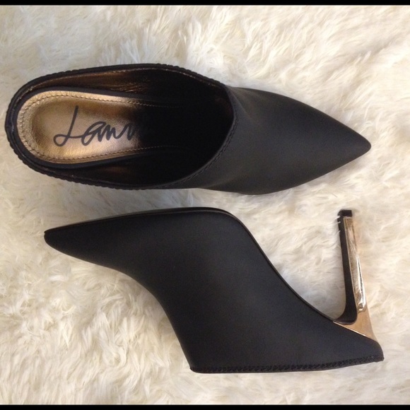 💕Reserved💕 LANVIN NIB Leather Pointed Toe Mules - Picture 3 of 4