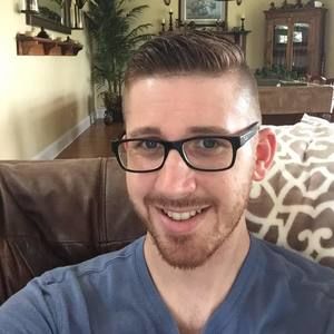 Meet your Posher, Dustin