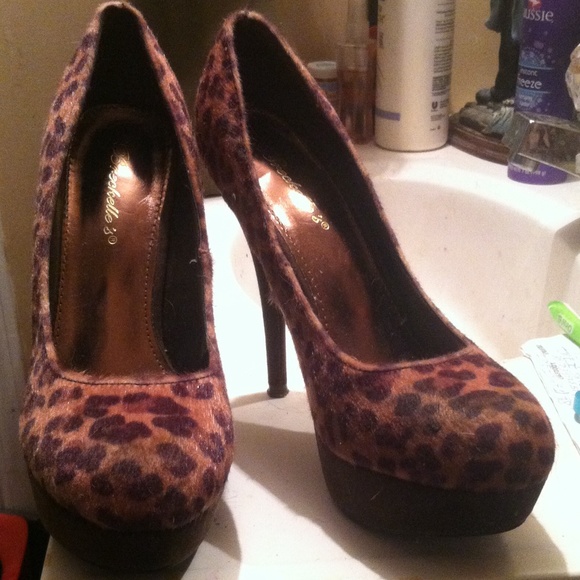 Jazzy spike heel platform shoes sz.7.5