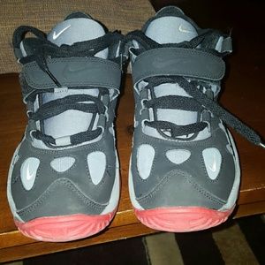 Nike Diamond Turf sneakers