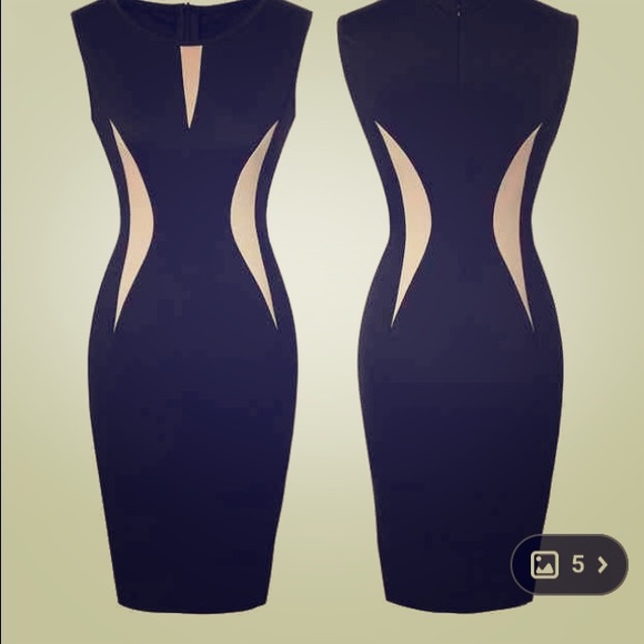 Black tight fit dress :)