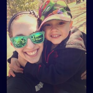 Meet your Posher, Jamie