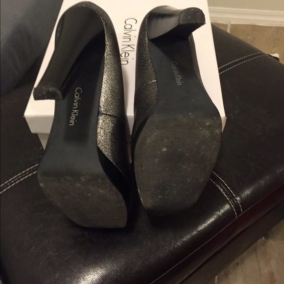 Pumps - Picture 3 of 3