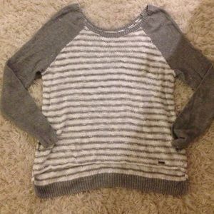 Adorable Hollister sweater!