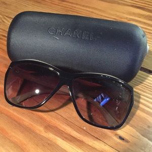 CHANEL Sunglasses